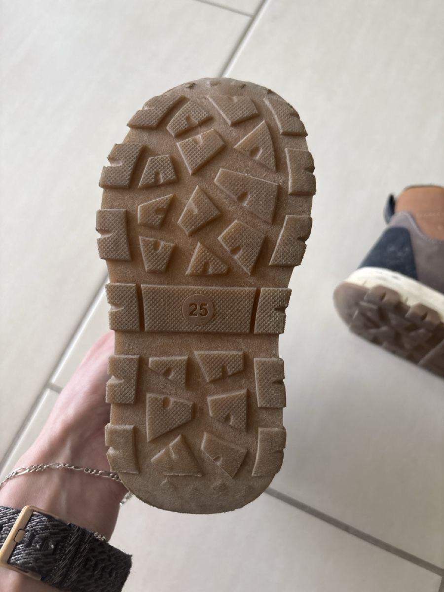 Bench Schuhe für Jungen: Bench Winterschuh Grösse 25 – Gebraucht aus Wettingen von Stephanie_93 1