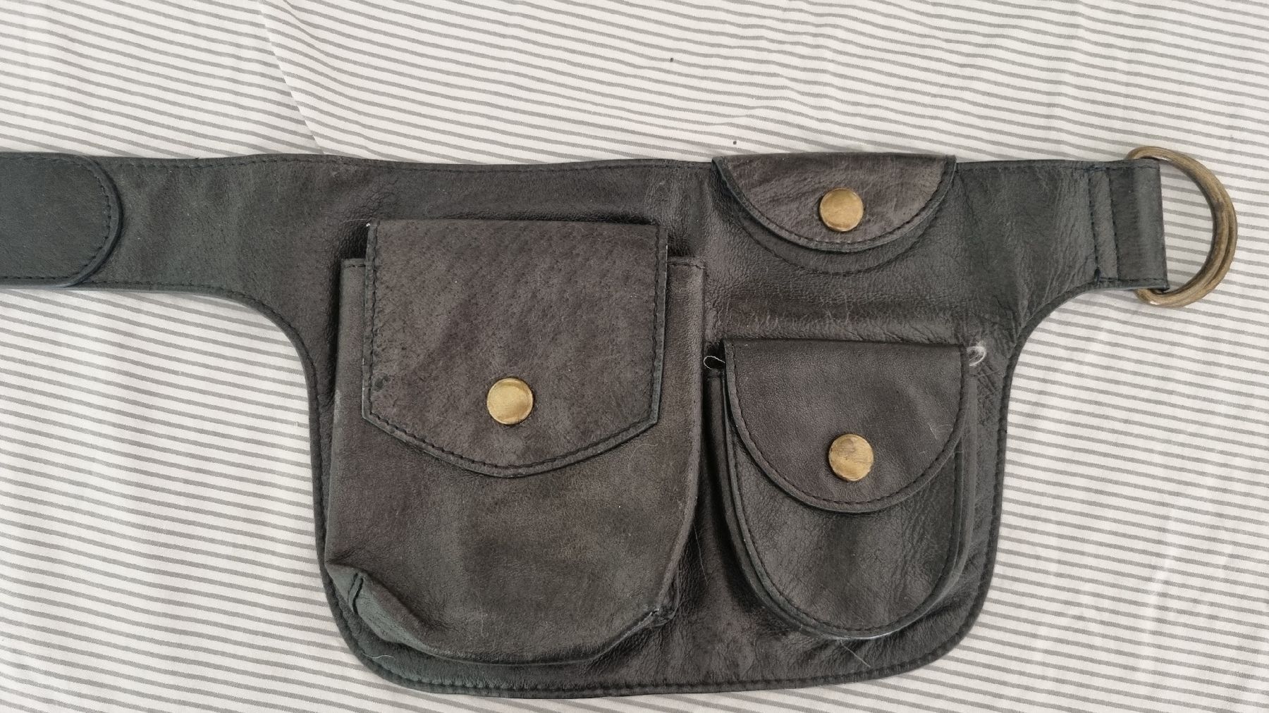 Taschen für Damen: Gürteltasche  – Gebraucht aus St. Gallen von Naomi290485