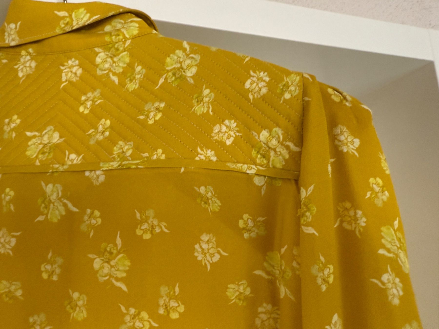 Dorothee Schumacher Camicette: Topmodische Bluse, Dorothee Schumacher M/38 – Usato da Buchs SG venduto da Laurenzia2 4