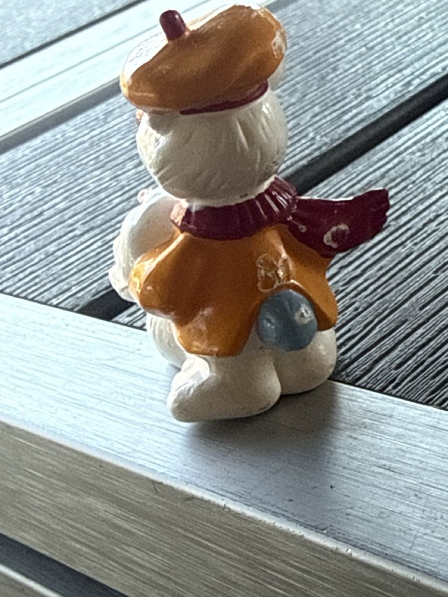 Figuren: Clown Figur mit Schneemann  – Gebraucht aus Langnau i. E. von Acrjl 1