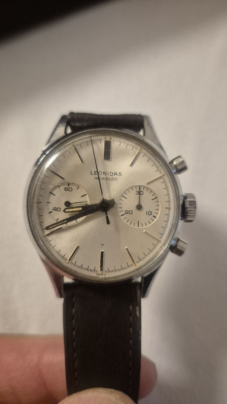 Leonidas Orologi: Leonidas Uhr zu Verkaufen – Usato da Rämismühle venduto da beni0010