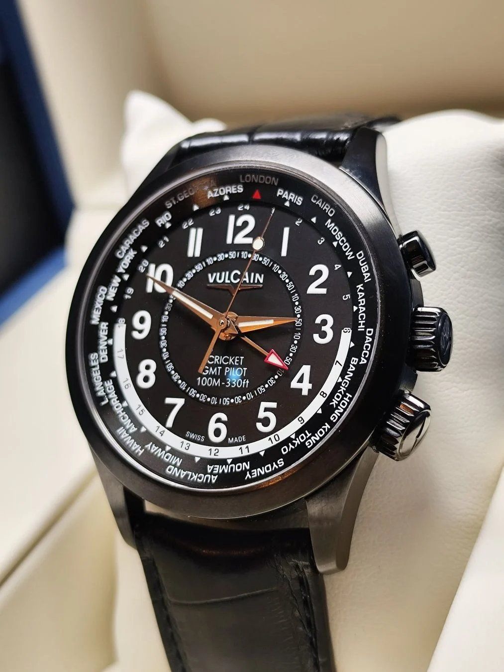 Vulcain Uhren: Vulcain Cricket GMT Pilot – Neu und originalverpackt aus Thalwil von malexx 2
