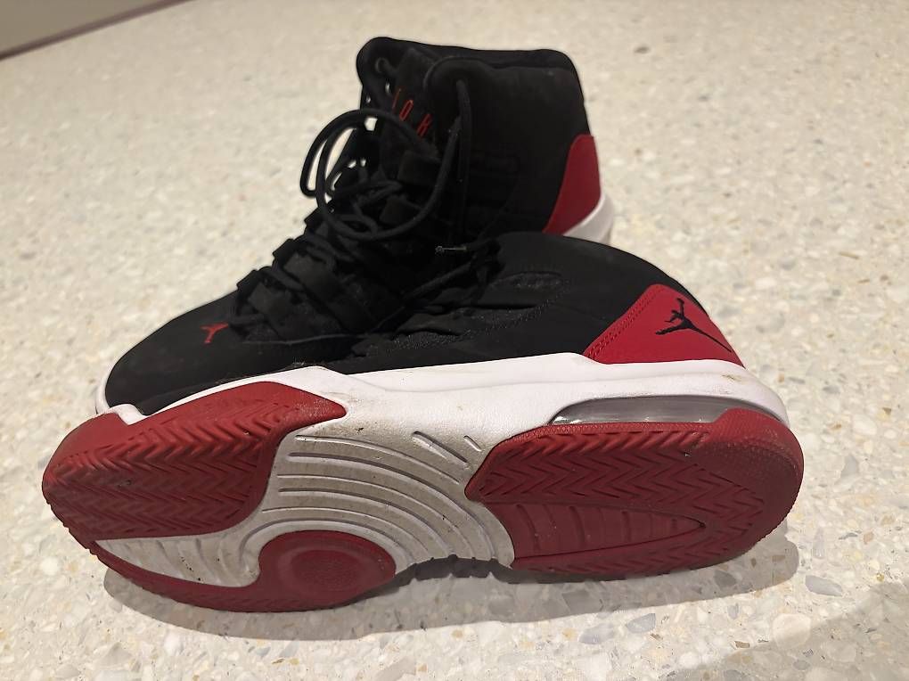 Scarpe da uomo: Jordan Max Aura Gr. 40.5 – Usato da Thayngen venduto da xelera 1