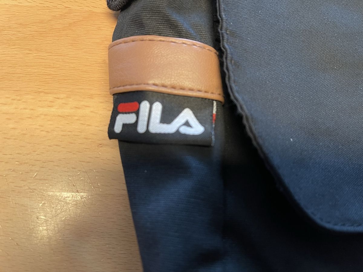 Fila Borse: FILA Freizeittasche schwarz – Usato da Spreitenbach venduto da R_1691 5