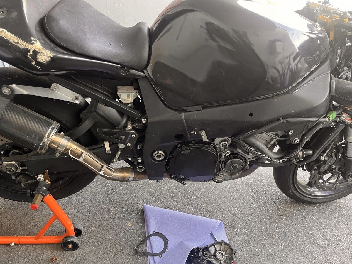 Suzuki Strasse: GSX-R 750 – Defekt aus Lengnau AG von guggehaexli1188 4