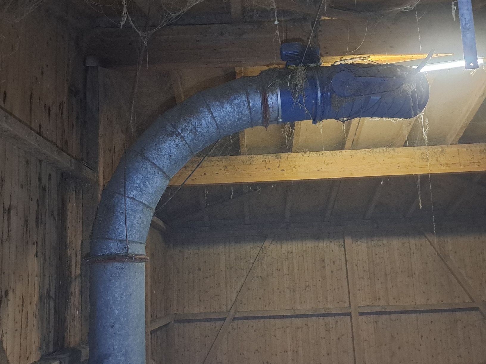 Tutte le macchine: Teleskopverteiler – Usato da Wettingen venduto da ML03 2