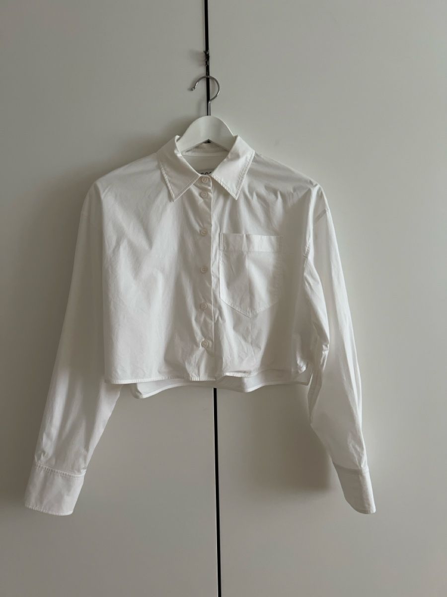 Cos Chemisiers: COS cropped Poplin Hemd – D'occasion à Luzern par Soeuv 1