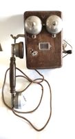 Antikes Wandtelefon Holzgehäuse Kurbel als Dekostück