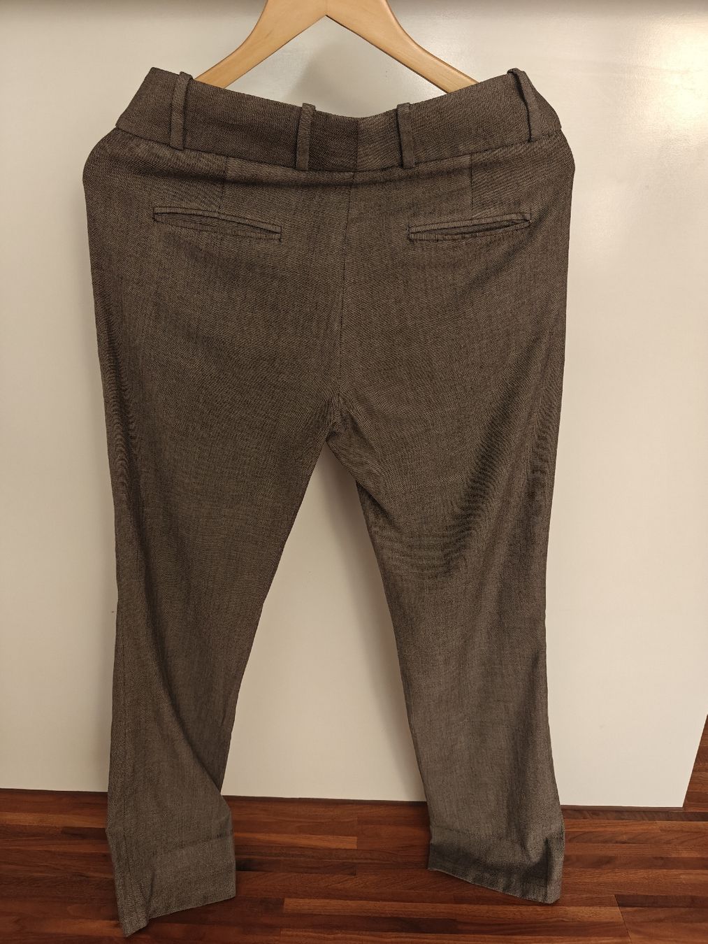 Hugo Boss Pantaloni: BOSS Hugo Boss Gray Virgin Wool Trousers – Usato da Wabern venduto da kat_w92r 7
