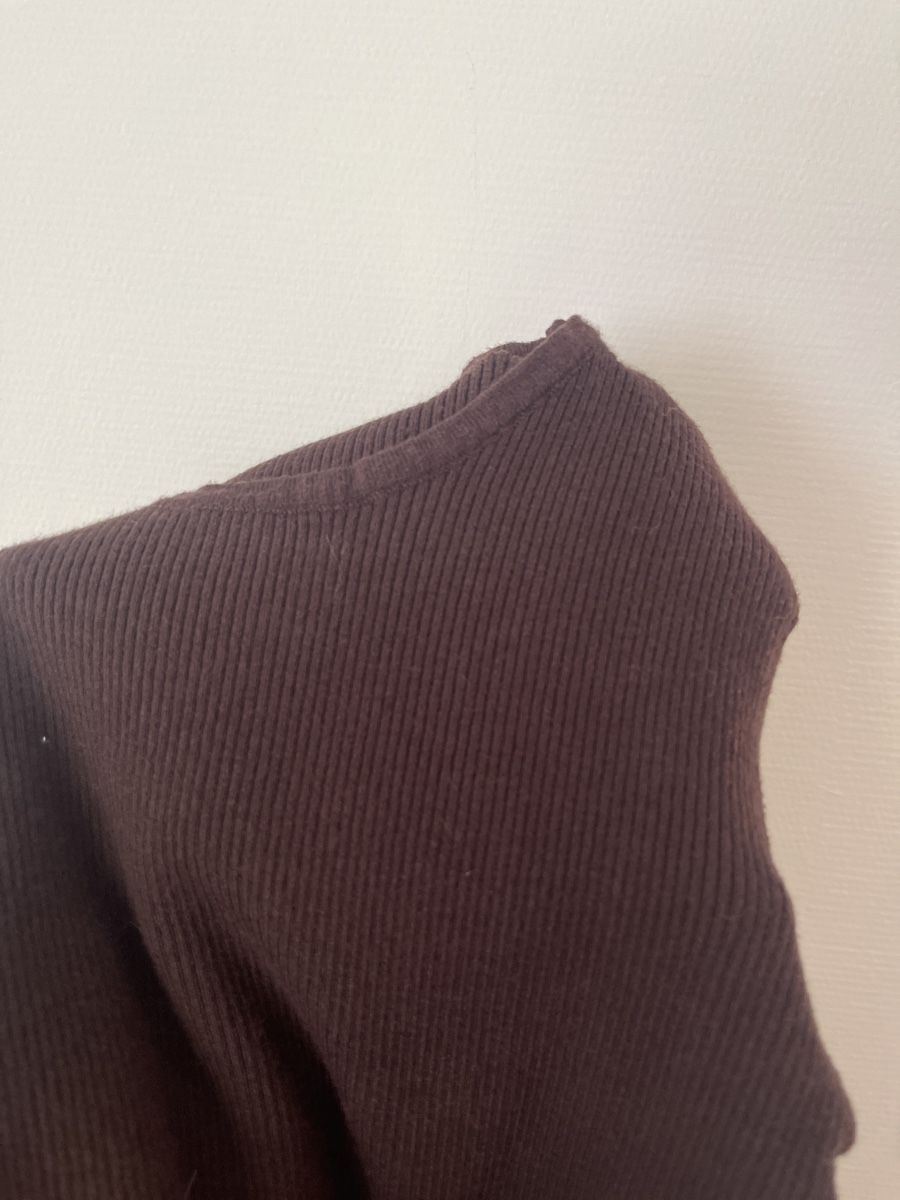 Shein Top: Dunkebraunes Langarmshirt – Usato da Bremgarten AG venduto da arl_8nbf 2