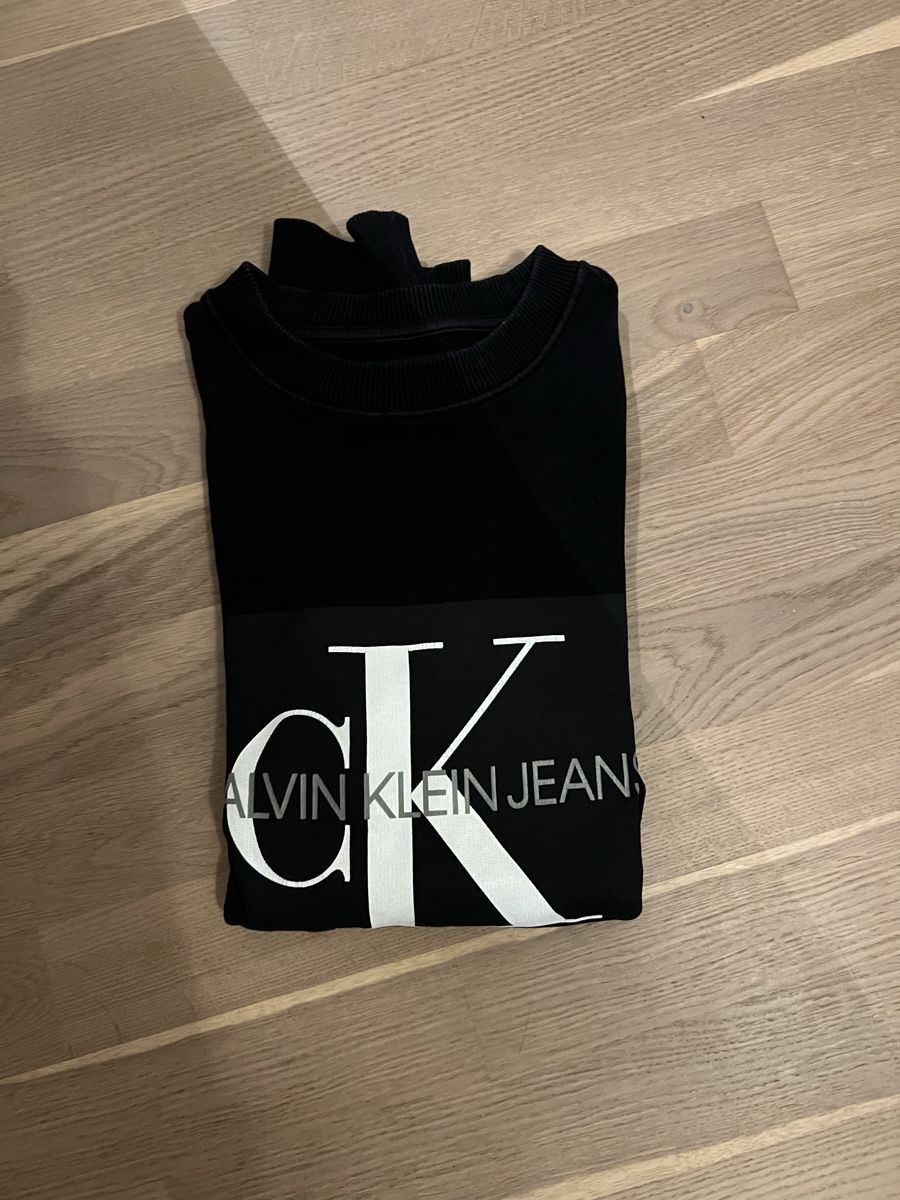 Calvin Klein Pullover & Sweatshirts: Calvin Klein Pullover Schwarz – Gebraucht aus Tann von pet_btt2 1