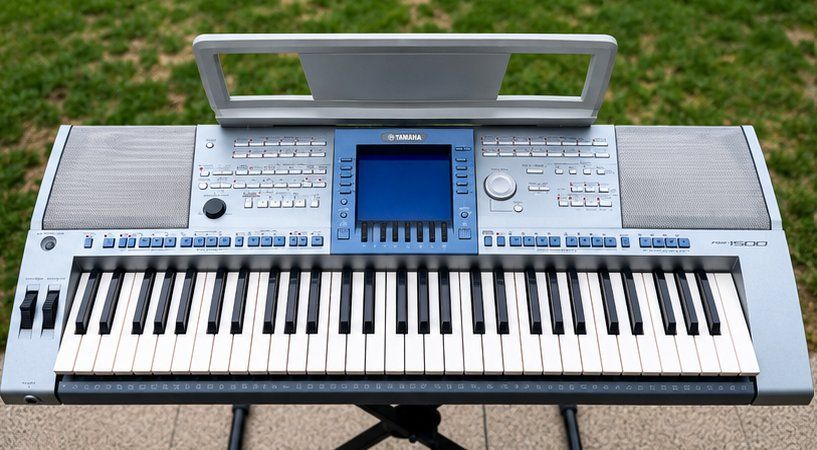 Yamaha Musikinstrumente: Yamaha PSR-1500 Keyboard – Gebraucht aus Aarwangen von Snake_Eyes 1