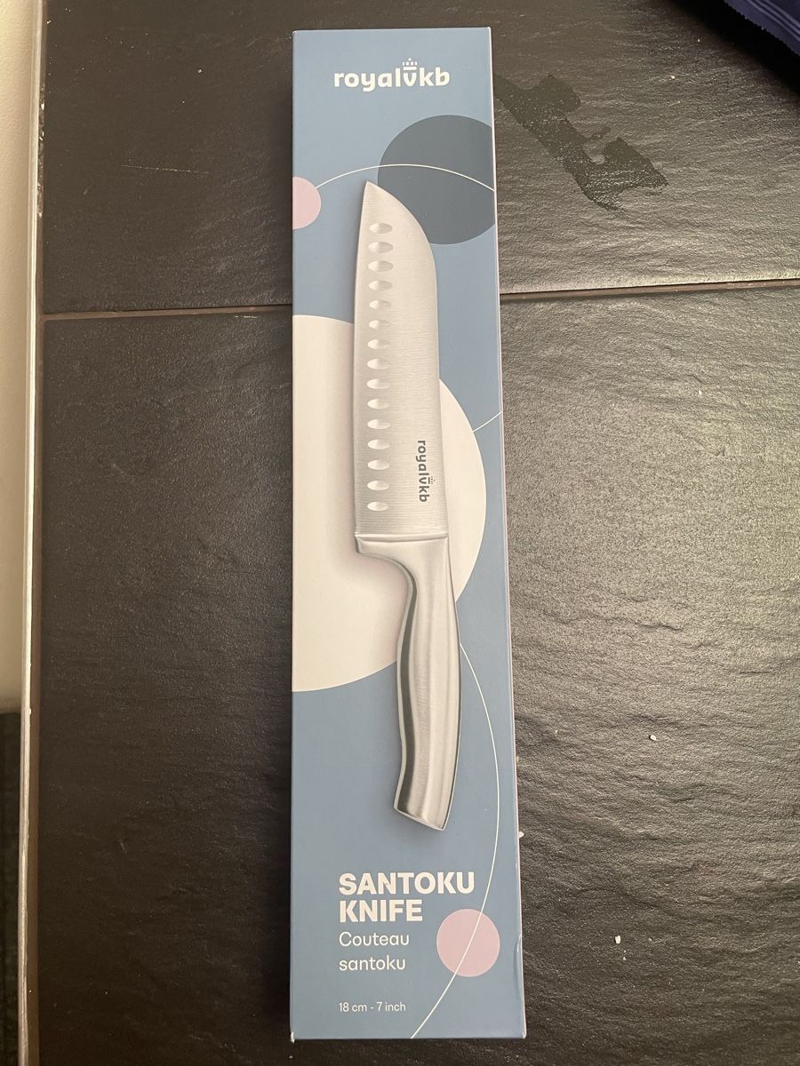Küchenmesser: Santokumesser aus Edelstahl – Neu und originalverpackt aus Wädenswil von dorodi