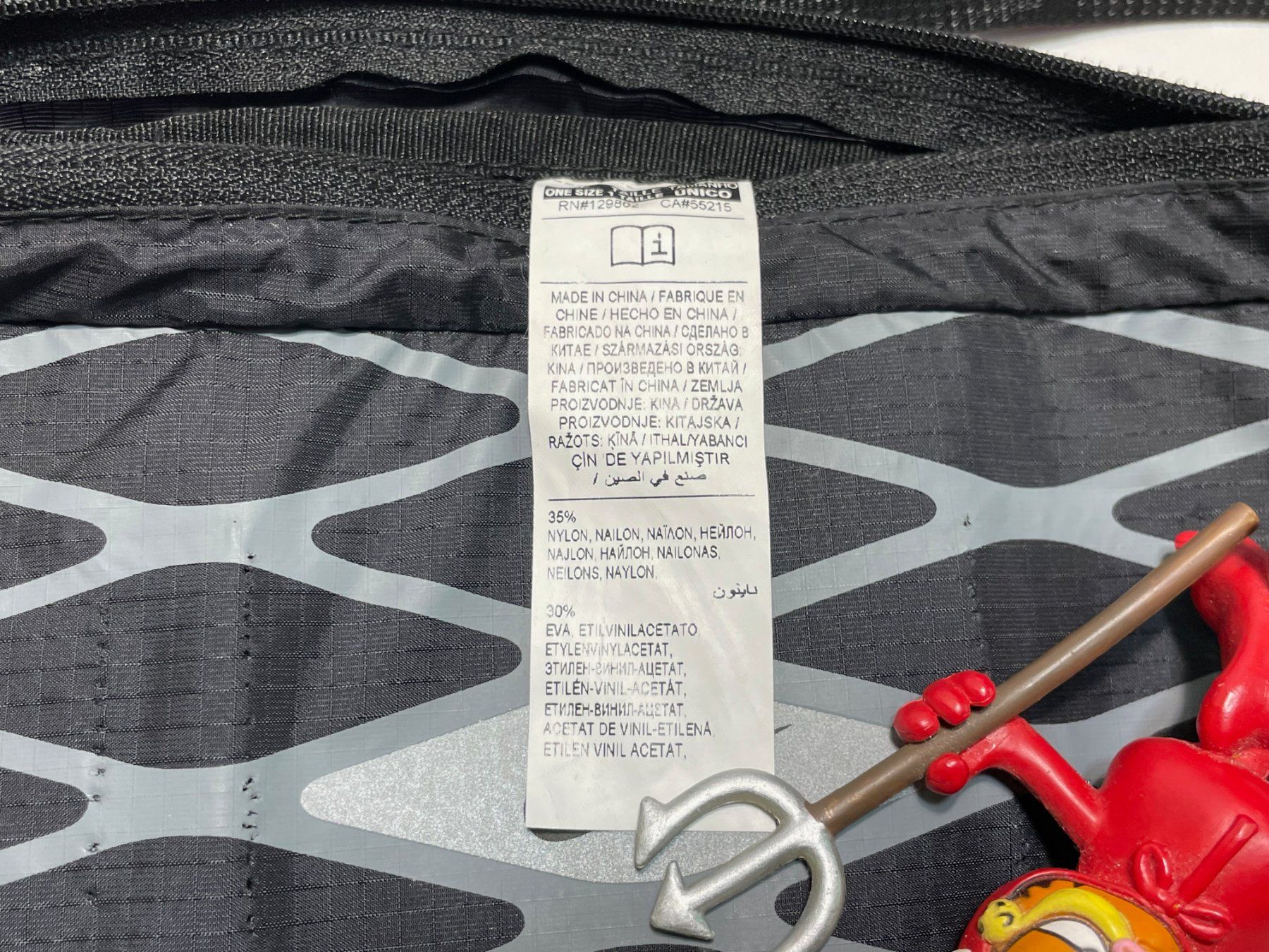 Nike Taschen: Vintage Y2K Nike 3M Baumtasche – Gebraucht aus Zürich von le_souk 2
