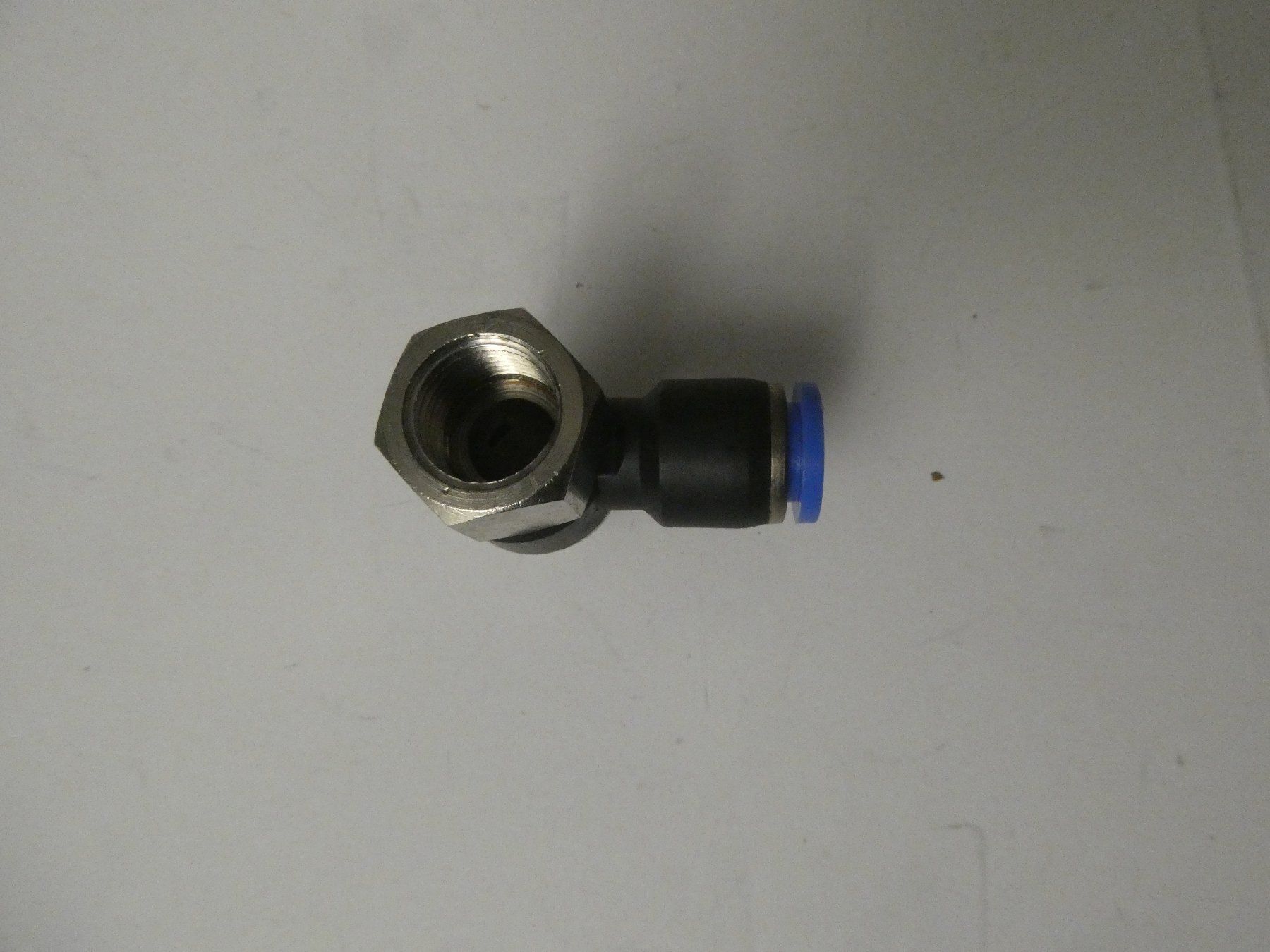 Metall- & Schlosserei Sonstiges: Pneumatik Anschluss 1/4Zoll 8mm – Neu (gemäss Beschreibung) aus Fulenbach von Hach0 4