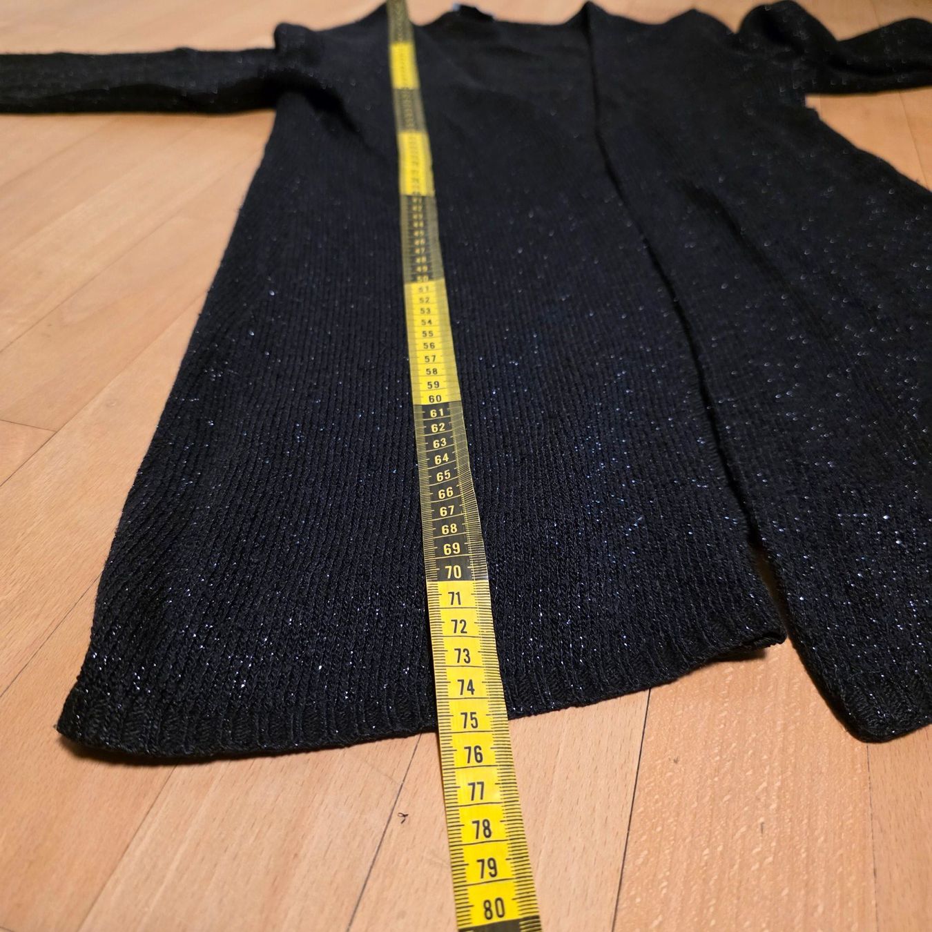 Giacche: Schwarze Strickjacke mit Silberfaden S – Usato da Wald ZH venduto da CapLux 6