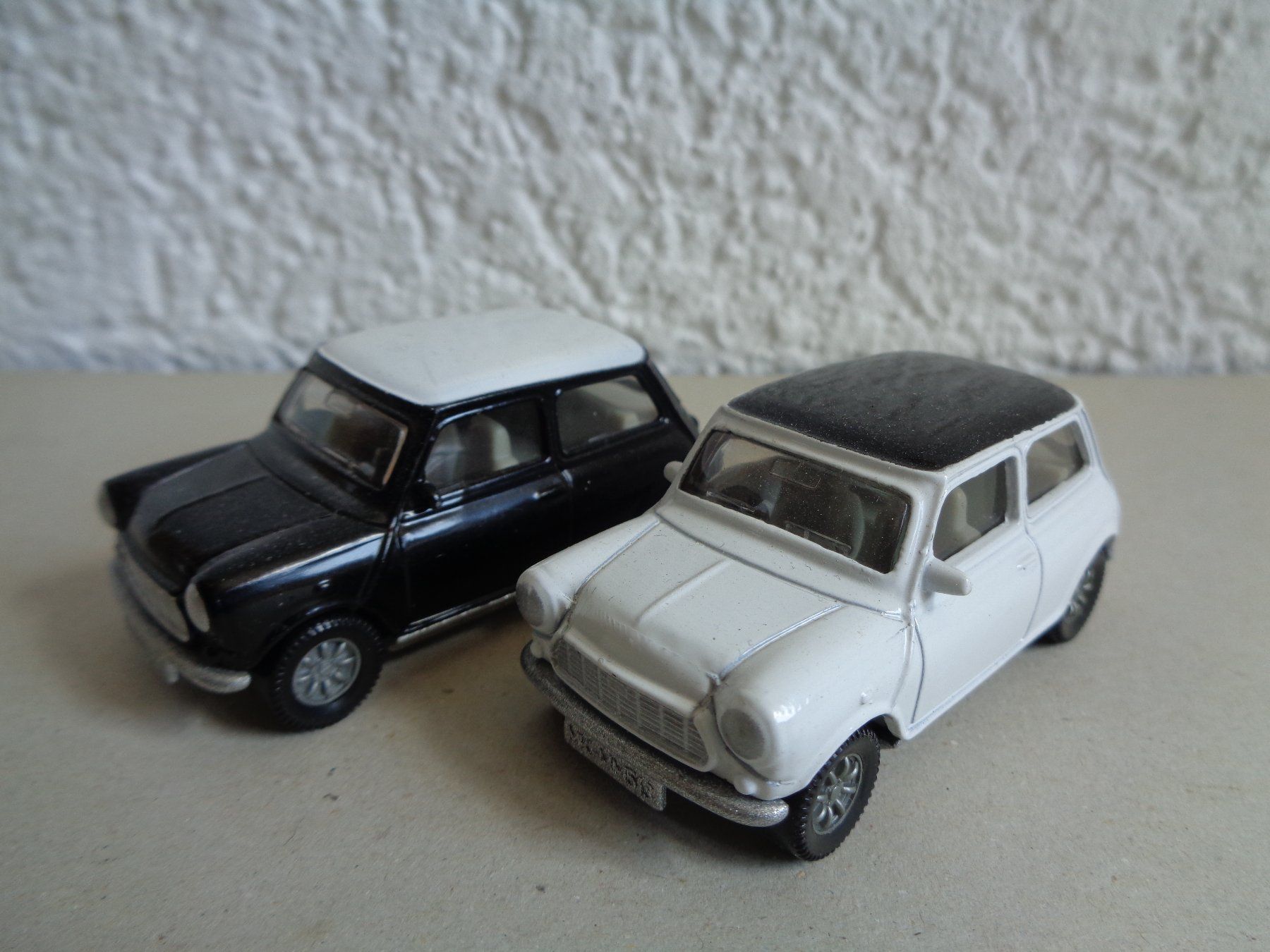 Siku Modellautos: SIKU 1031 Mini Cooper 2-er Set – Neu (gemäss Beschreibung) aus Läufelfingen von remajo62