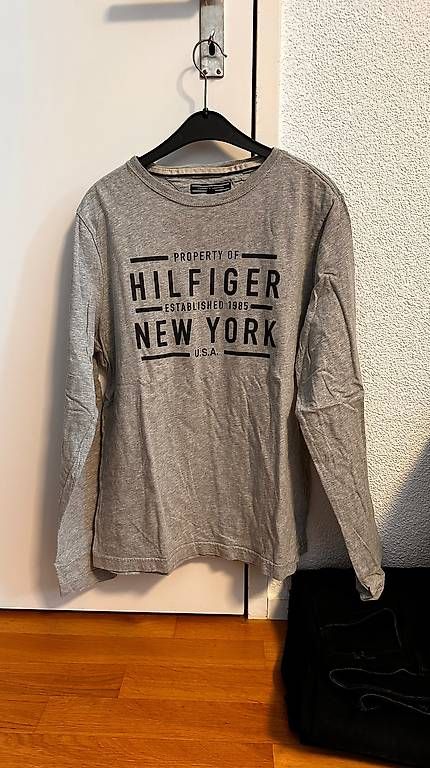 Maglioni & Felpe: Tommy Hilfiger Sweatshirt S  – Usato da Romanshorn venduto da cedoo8590