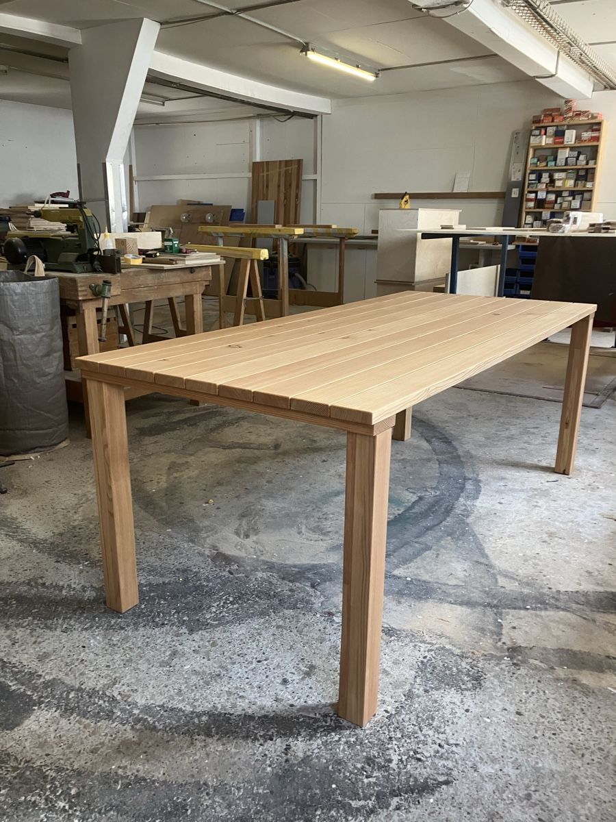 Neu Lärche Gartentisch 2m (Neuf avec emballage d'origine) à Werthenstein pour CHF 299 – retrait uniquement