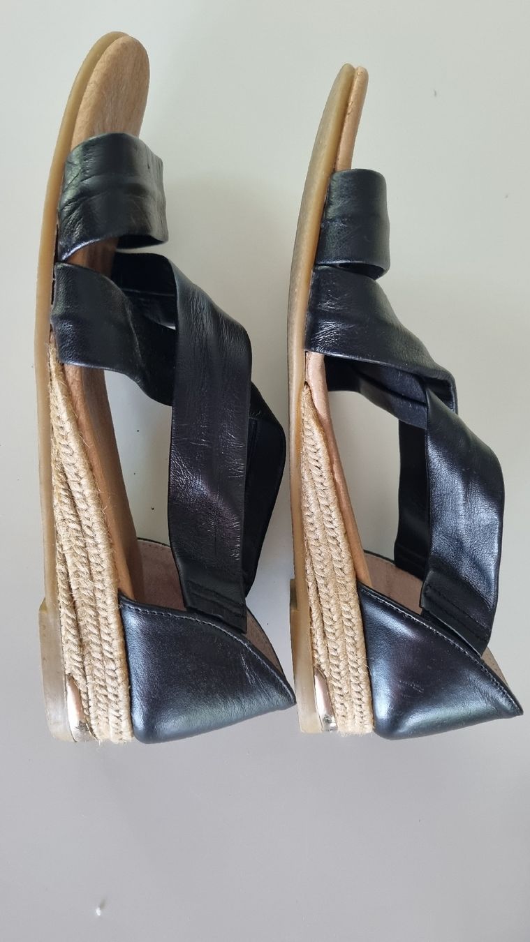 Chaussures femmes: Pinaz Espadrilles Gr.37 – D'occasion à Tägertschi par Fank111 2