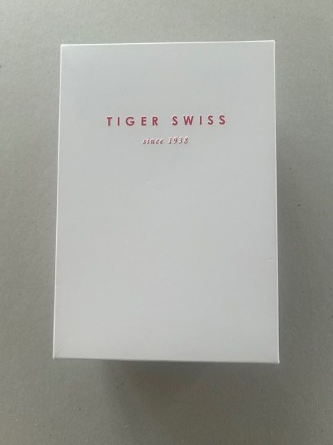 Tiger Swiss Scarpe per ragazzi: Samtfinkli von Tiger Swiss – Nuovo e nell'imballaggio originale da Luzern venduto da Ruth412 4