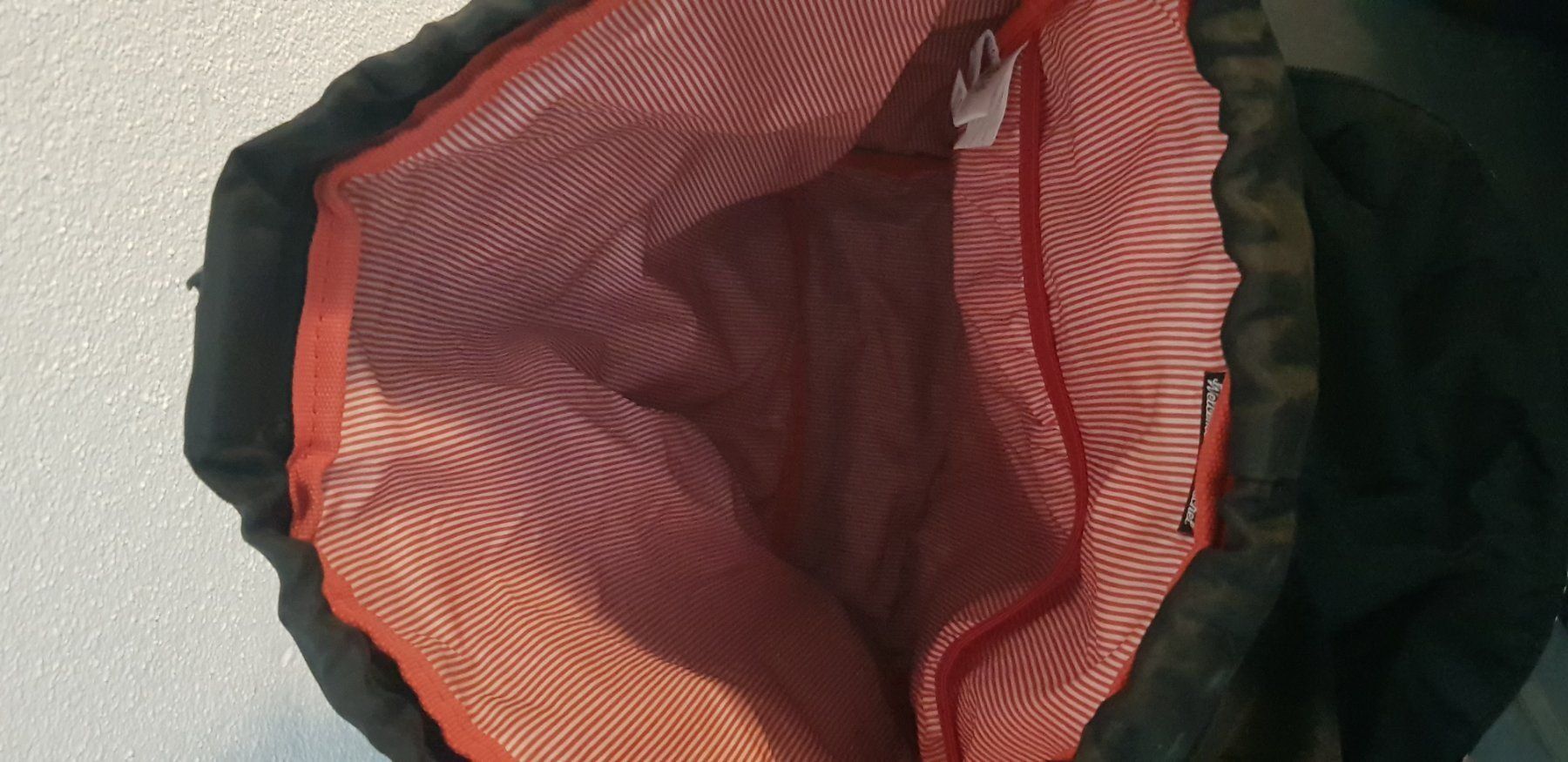 Herschel Zaini: Herschel Rucksack, Blumenmuster – Usato da Walterswil SO venduto da peiper2 4