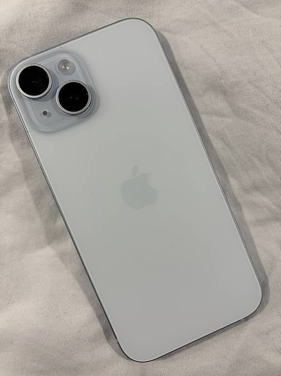 Portables: iPhone 15 - gebraucht – D'occasion à Kriens par Miss-Solomon