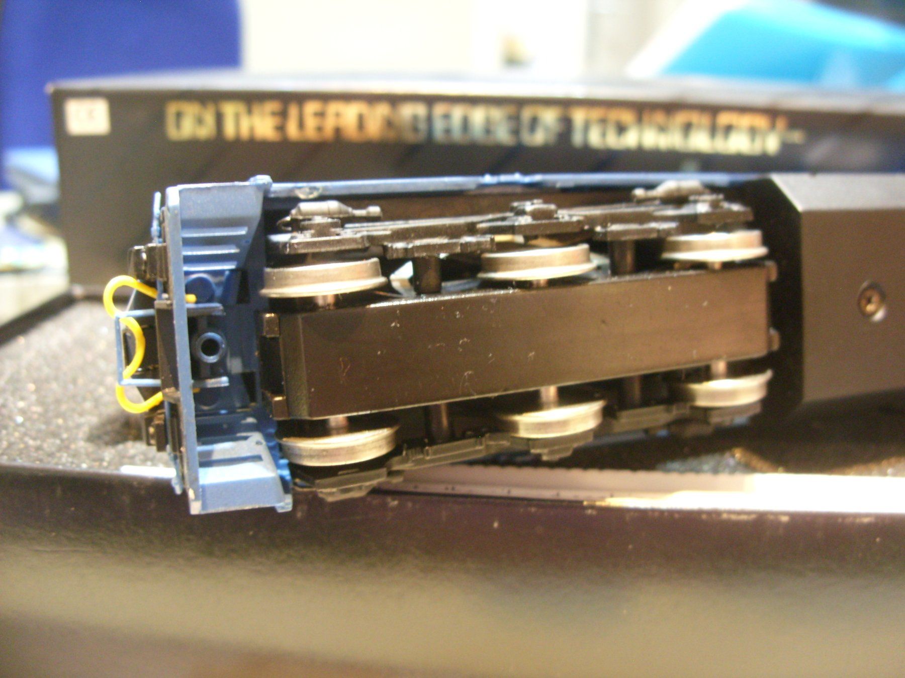 Spectrum Modellini di ferrovie: Spectrum (Bachmann)  H0  Dash 8-40CW Conrail DC analog – Usato da Untersiggenthal venduto da Gumel50 4