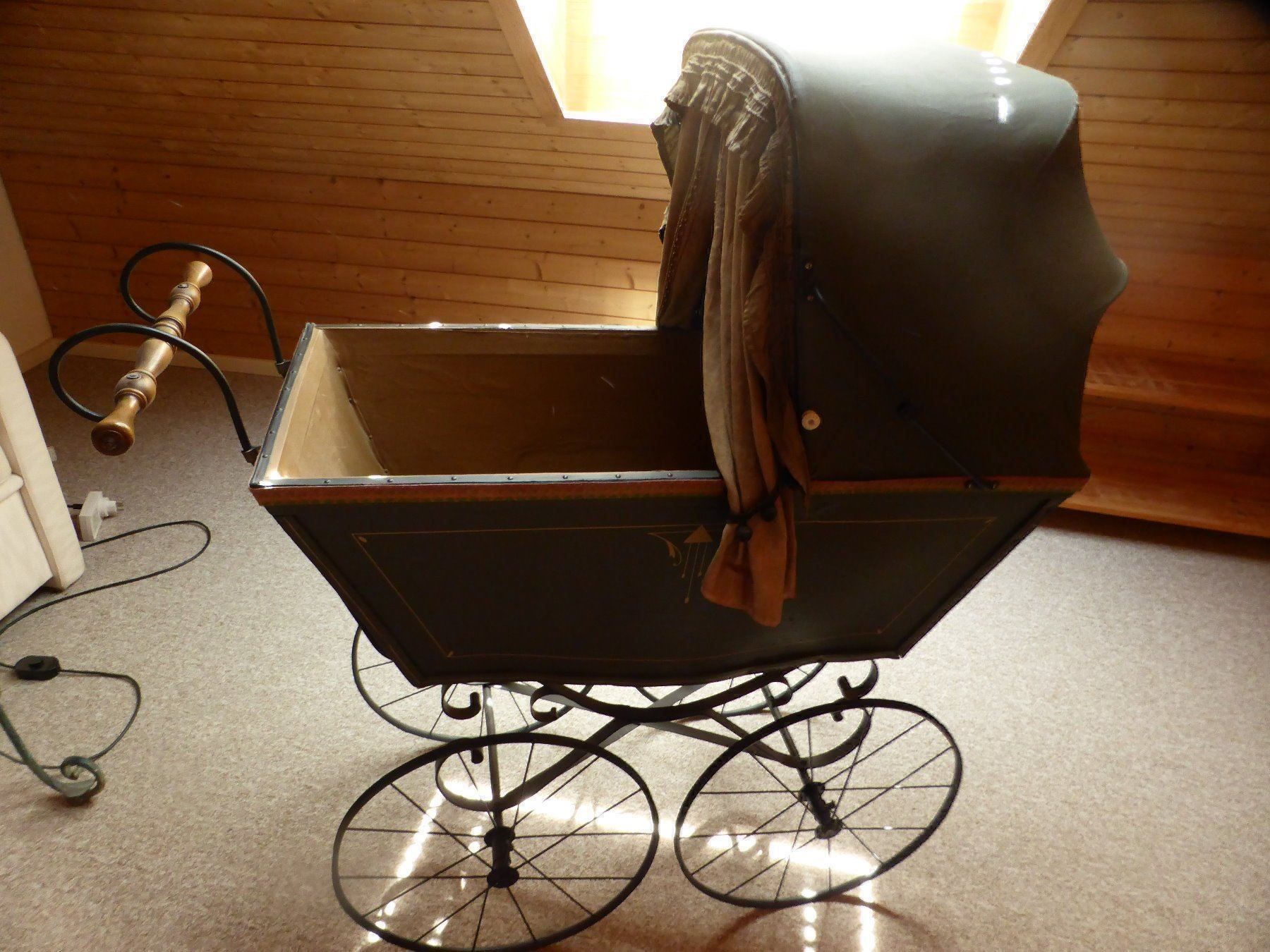 Carrozzine: Kinderwagen um 1890 – Usato da Oberglatt ZH venduto da cyringo 3