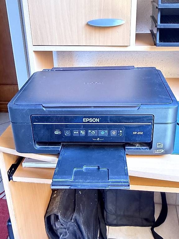 Stampanti: Imprimante Epson XP 202 – Usato da Romanel sur Lausanne venduto da salvatorino01 1