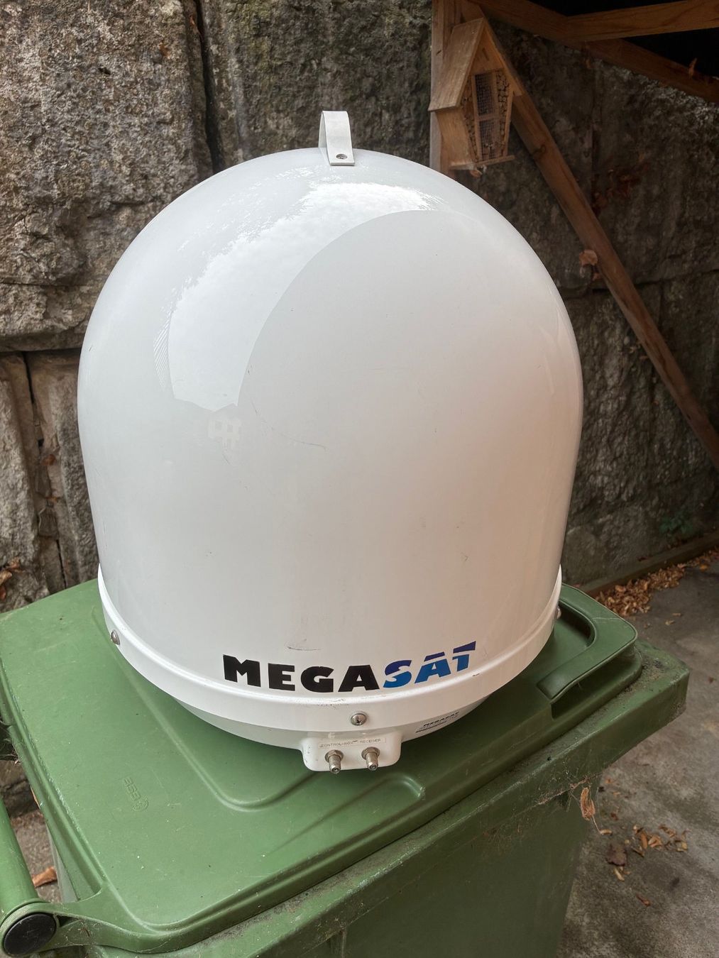 Parabola satellitare: SAT Anlage Campingman Portable – Usato da Günsberg venduto da Frigo