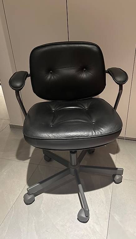 Ikea Stühle: Bürostuhl Schwarz – Gebraucht aus Bonaduz von Chimborazo87