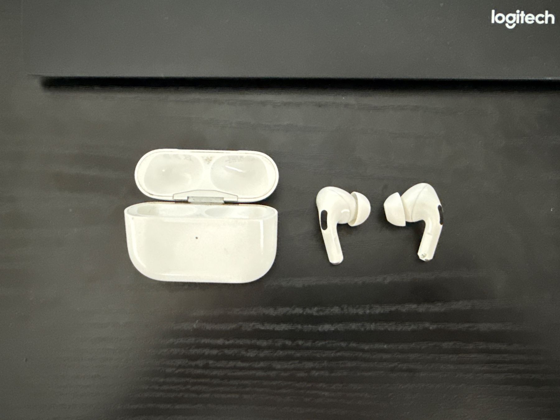 Apple Cuffie: Airpods Pro - Siehe Beschreibung – Usato da Nürensdorf venduto da elcuy