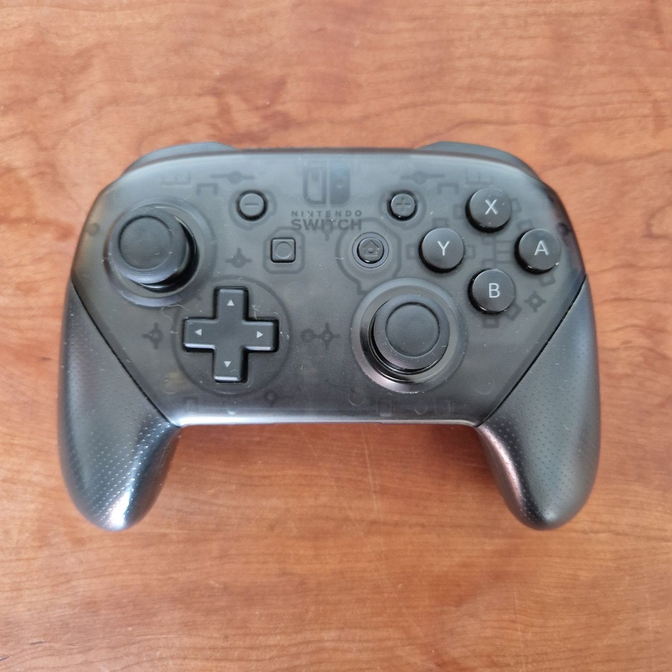Nintendo Konsolen: Switch 1, OVP inkl. original Pro Crontoller und Case – Gebraucht aus Luzern von b.widrig 5