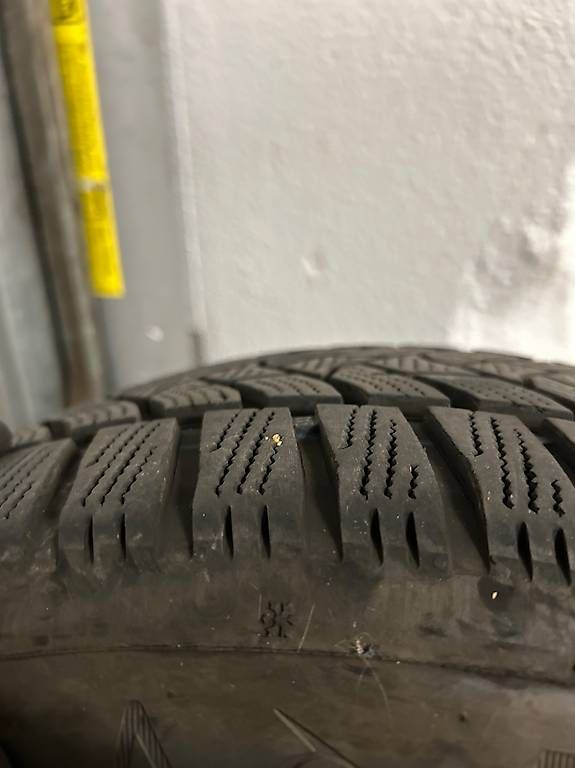 Pneumatici & Ruote complete: Ruote complete R16 con tpms 205/60 R16 – Usato da Giubiasco venduto da gia_9bwq 1