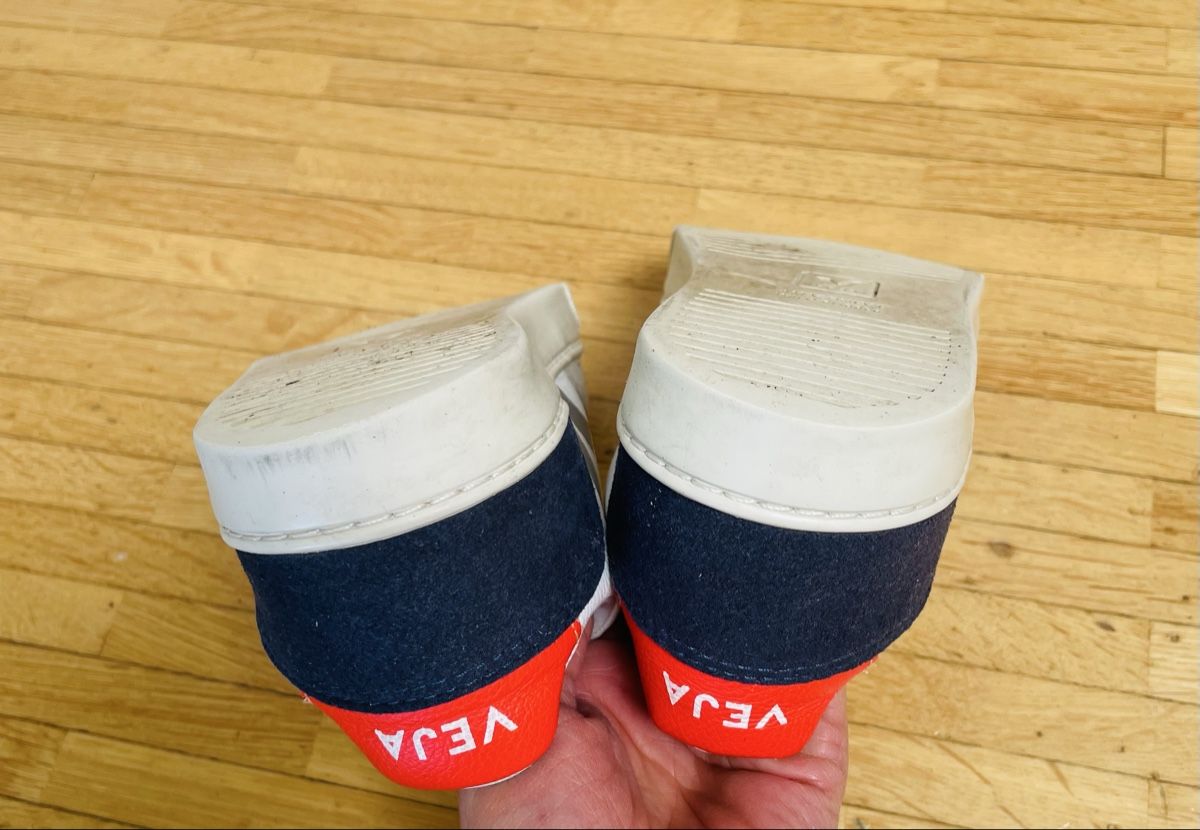 Veja Scarpe per ragazzi: Veja Schuhe Gr. 34 - beige/weiss – Usato da Männedorf venduto da ninaswiss 3