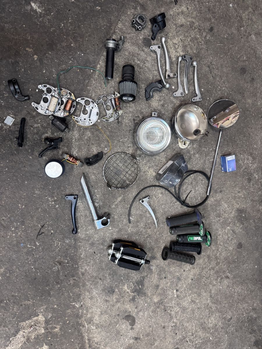 Ciclomotori: Mofa Teile Sachs/Puch – Usato da Nesslau venduto da Bollae1 1