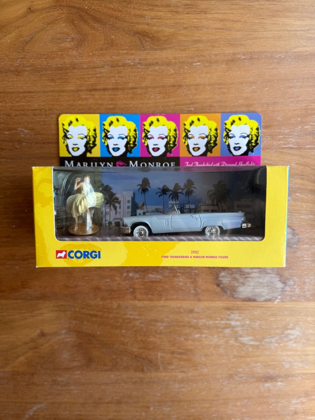 Corgi Toys Modellini d'auto: Corgi 39902 Ford Thunderbird Marilyn Monroe avec boite – Usato da Genève venduto da math_cedra 1