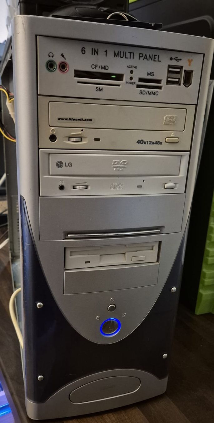 Intel PC: PC rétro XP pro SP3 - Pentium 4 2.6 ghz – Usato da Neyruz FR venduto da RetroLab_ 2