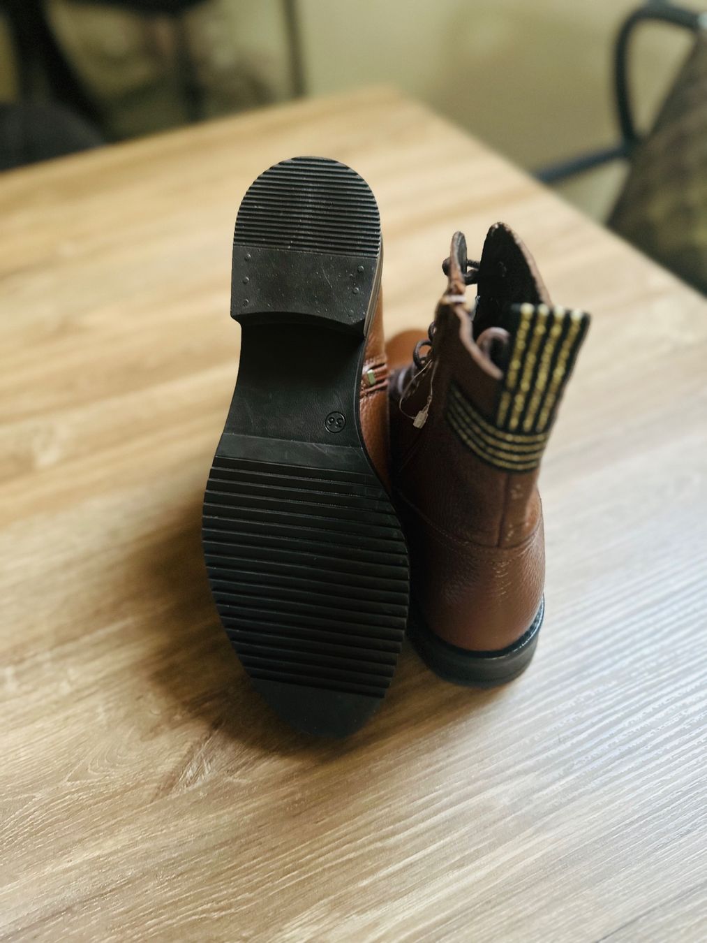 Scarpe da donna: Lederstiefeletten Grösse 36 – Nuovo (secondo la descrizione) da Uetikon am See venduto da Mici_Ki 3