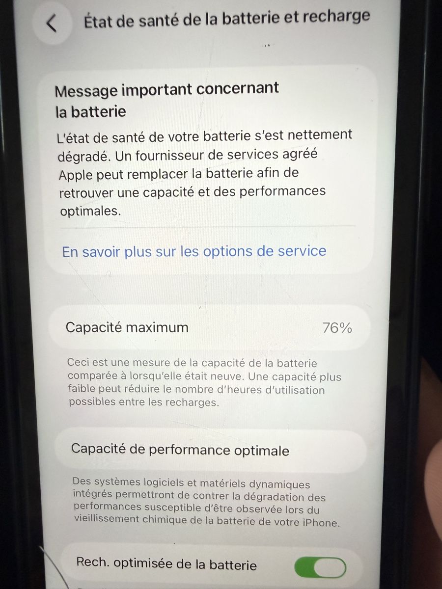 Apple Handys / Smartphones: iPhone 11 128 GB – Defekt aus Sonceboz-Sombeval von Australia010 3