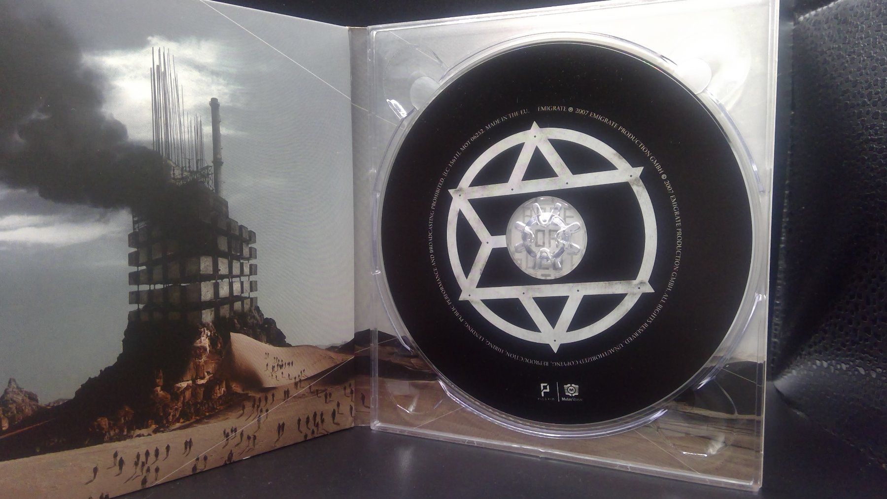 CD: Emigrate – Emigrate – Usato da St.Gallen venduto da jalamusic 2