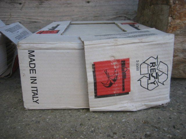Bodenbeläge: Bodenplatte Badplatten Monaco weiss/marmoriert – Gebraucht aus Winterthur von pf02 4
