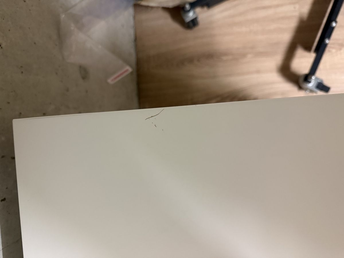 Ikea Scrivanie: Ikea Micke Schreibtisch weiss – Usato da Kölliken venduto da Iridiumblck 2