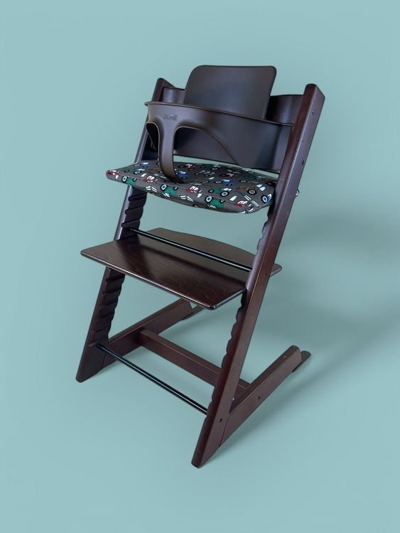 Stokke® Tripp Trapp inkl. Babyset & Kissen / Walnuss 1