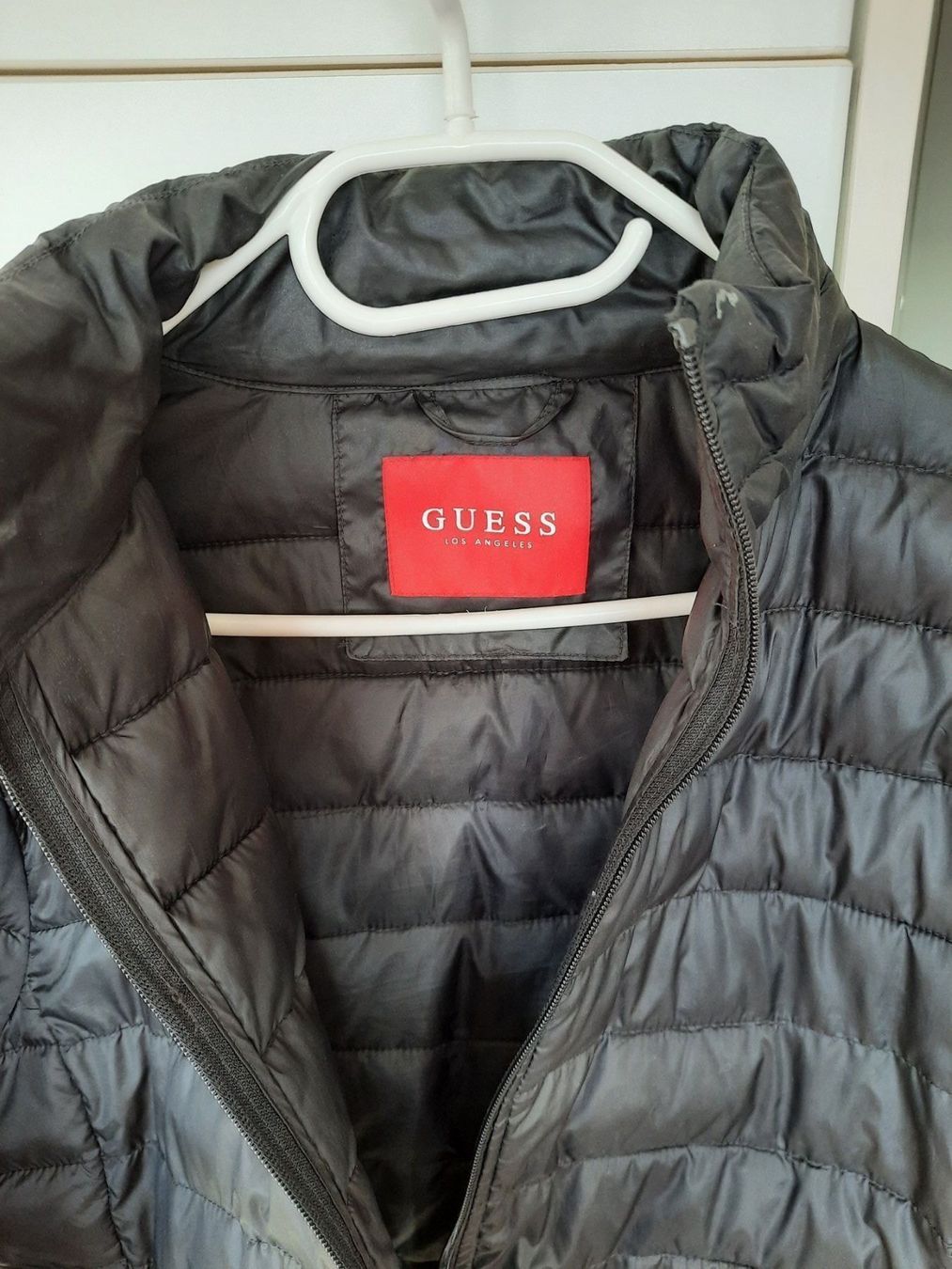 Guess Jacken: Guess Steppjacke – Gebraucht aus Zug von Alpenrose353 1