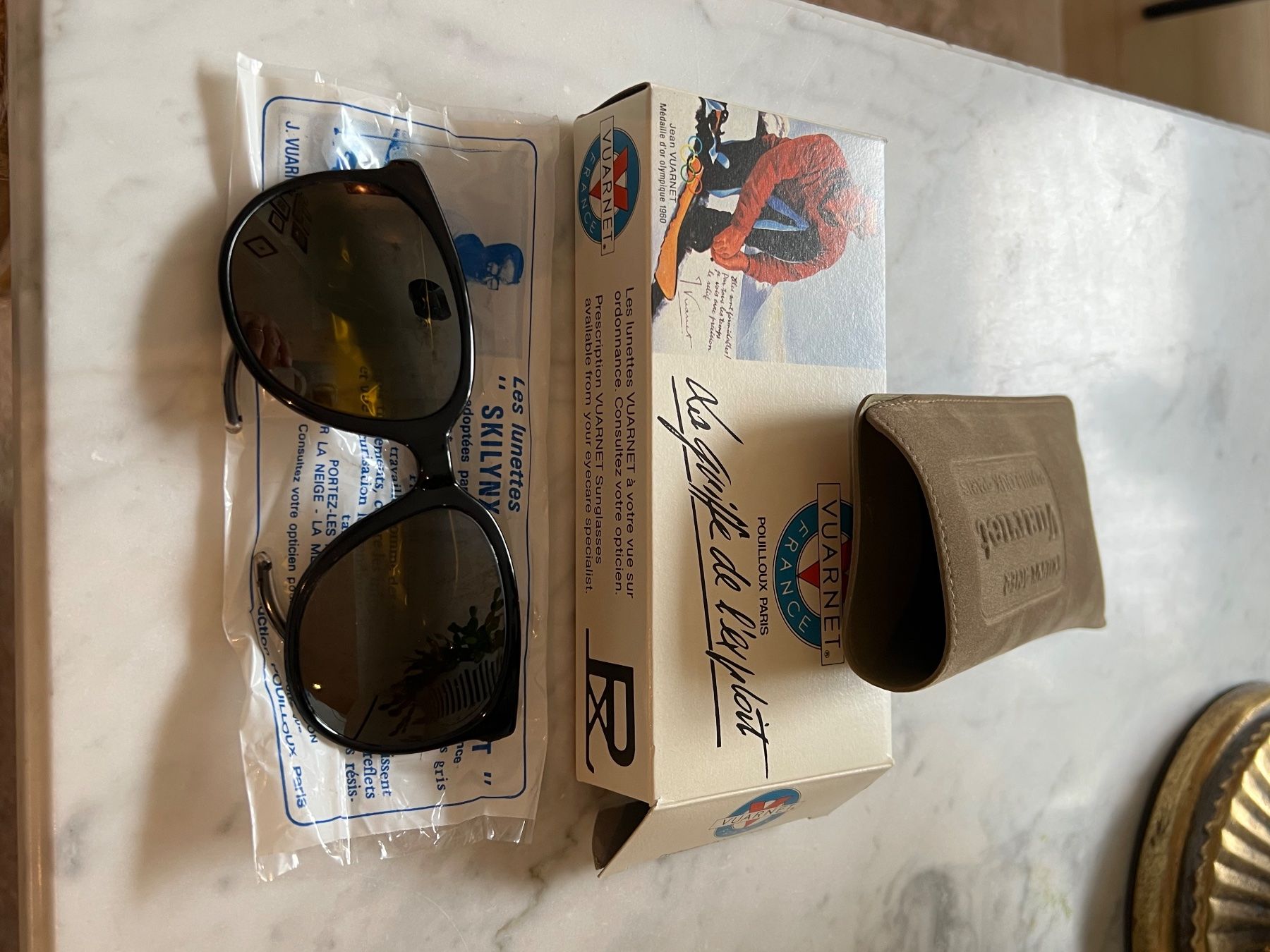 Occhiali & Lenti: Lunettes de glacier Vuarnet vintage – Nuovo e nell'imballaggio originale da Veyrier venduto da Jeffdodo