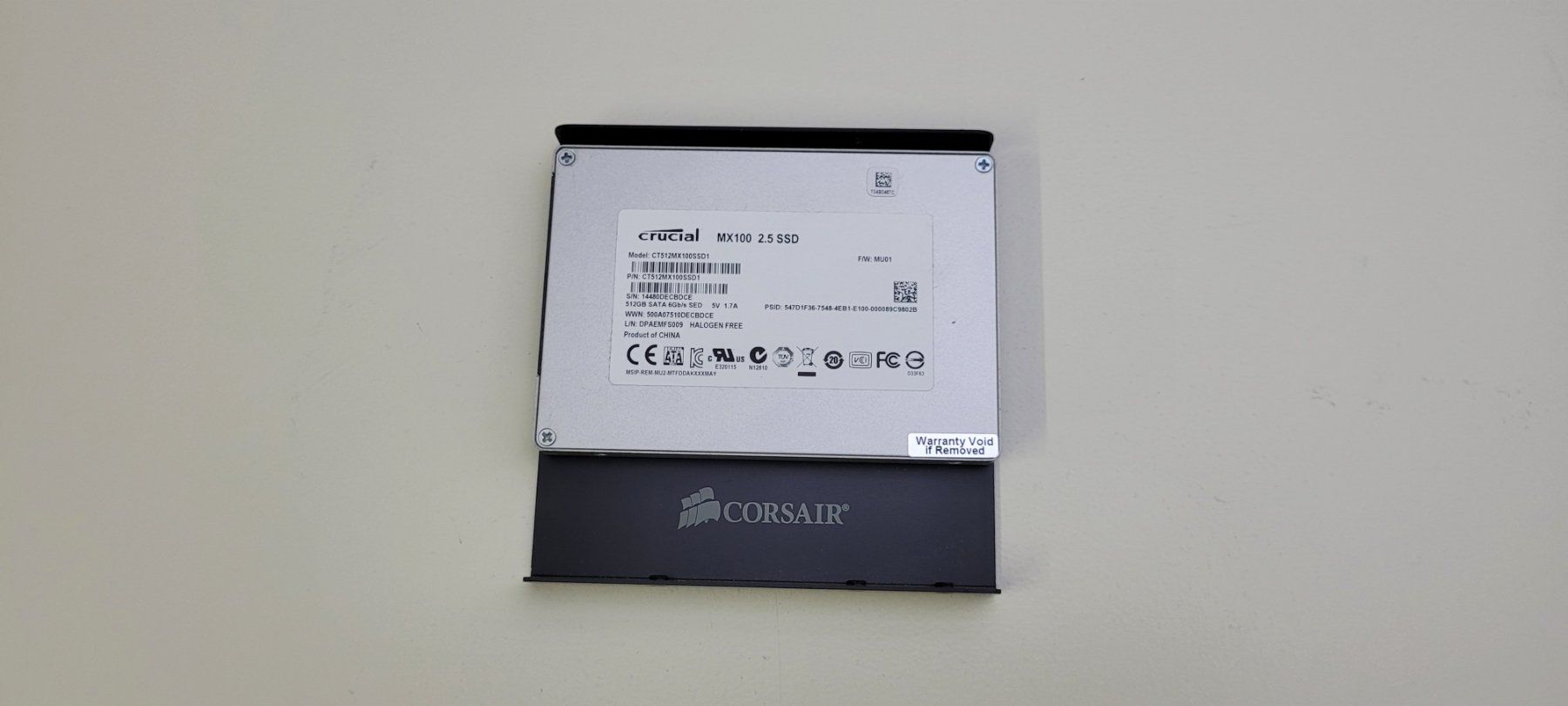 Crucial Disques durs: SSD Crucial MX100 512 GB 2.5" – D'occasion à Oberdorf BL par