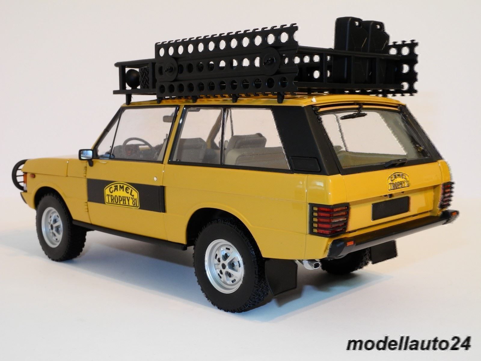 Land Rover Modellautos: Land Rover Range Rover Sumatra Camel 1981 / Almost Real 1:18 – Neu und originalverpackt aus Seuzach von Modellauto24 2