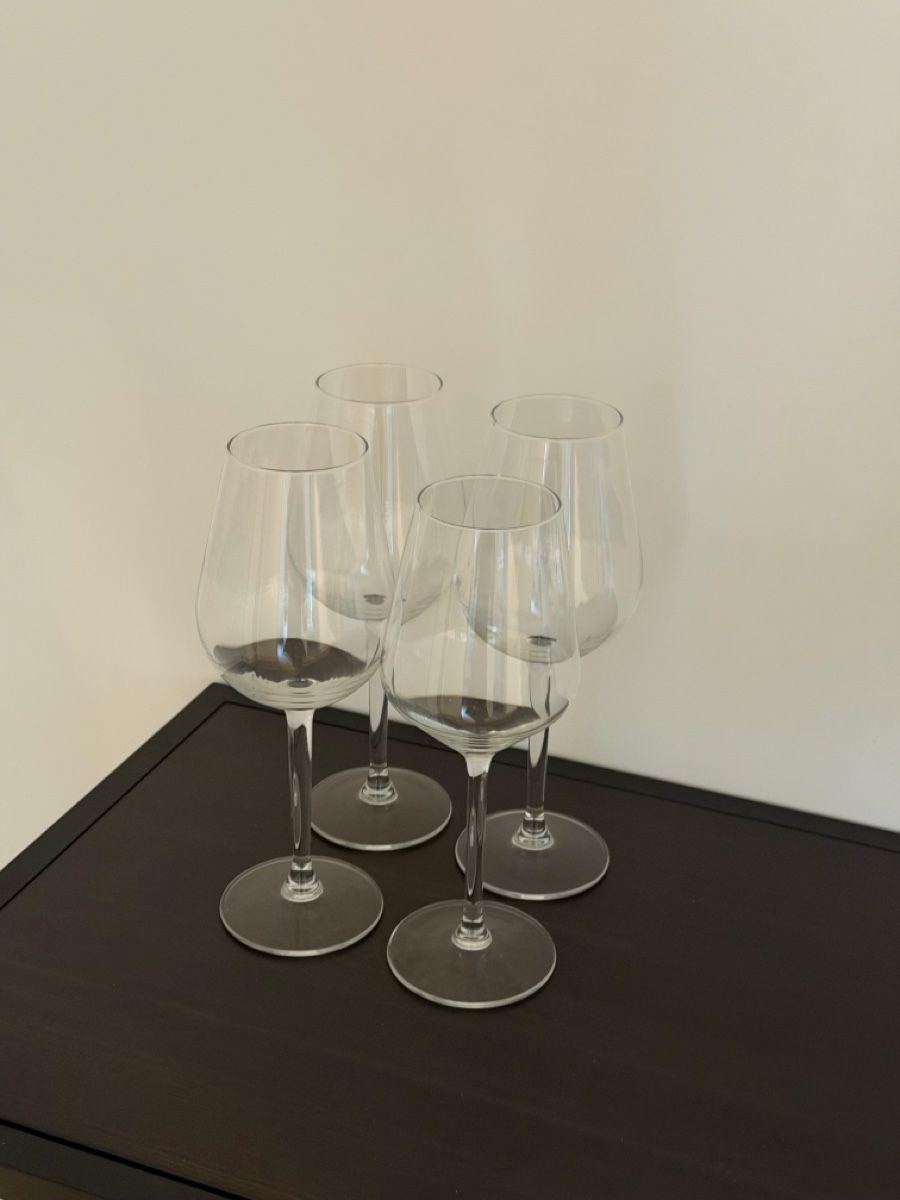 Bicchieri: Weinglaeser Set 4 Stk. (Weißwein) – Usato da Neuhaus SG venduto da cynlo